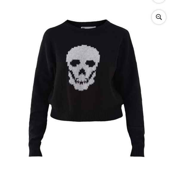 No Boundaries Black skull 💀 Sweater with Icons  for Women & Ladies - Picture 5 of 16